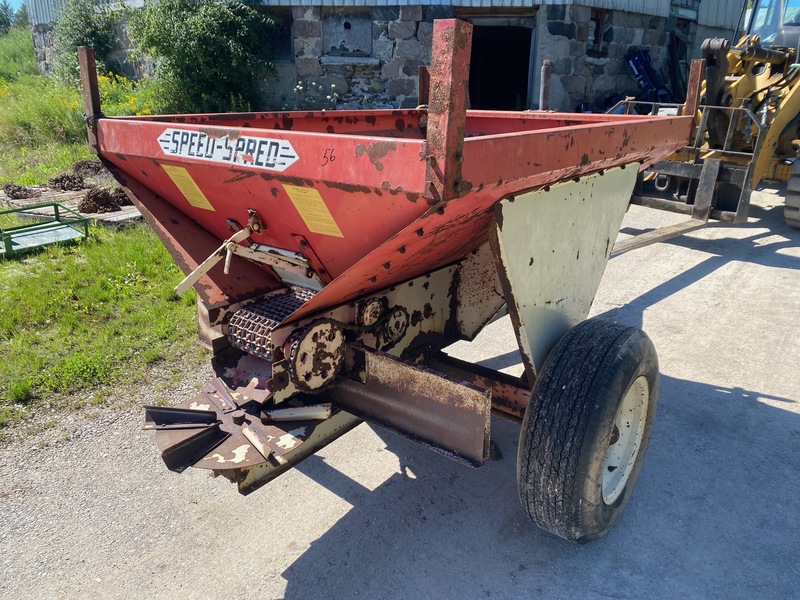 Lilliston Speed-Spred Fertilizer Spreader - 1 Ton